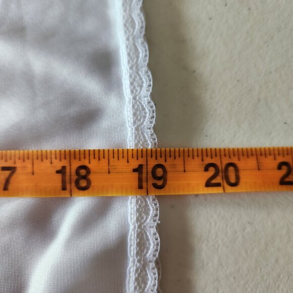 Vassarette White Half Slip Size 20 L Lace Hem Nylon - Picture 4 of 7